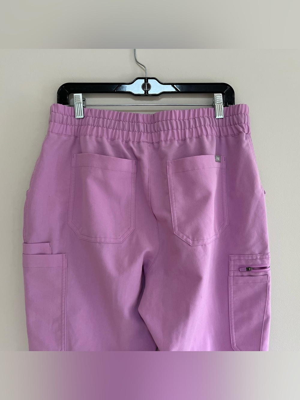 FIGS Yola Skinny Straight Leg Scrub Pants RARE Dusk Light Purple (#1915), Large - Picture 6 of 12